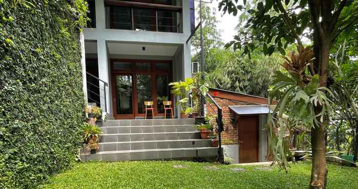 Bên ngoài Rumah Kiboku