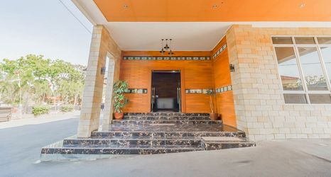 ล็อบบี้ 2 RedDoorz Resort Premium @ Sangkan Hurip Kuningan