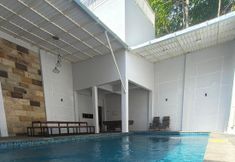 Swimming Pool 6 Villa Estate 43