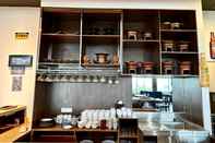 Bar, Kafe, dan Lounge Aquatel Hotel