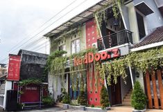 Exterior 2 RedDoorz near Hartono Mall