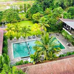 Amanuba Hotel & Resort Rancamaya, SGD 42