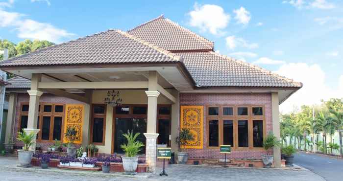 Bangunan Gitrary Hotel