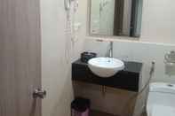 Toilet Kamar Manise Hotel