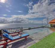 Swimming Pool 2 Manta Cottage Sea View Plus