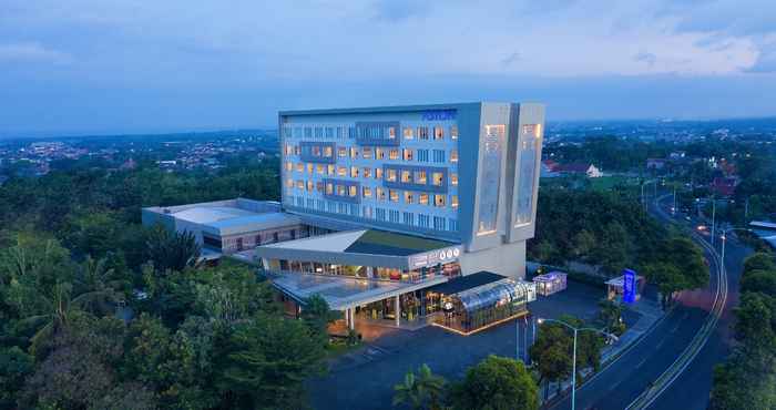 Bên ngoài ASTON Banyuwangi Hotel & Conference Center