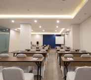 Functional Hall 7 Hotel 88 Bekasi By WH