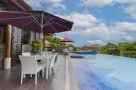 Kolam Renang The Sterling Hotel & Villas