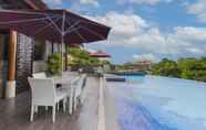 Kolam Renang 3 The Sterling Hotel & Villas