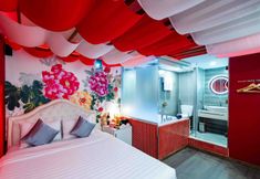 Bedroom 6 The Cupid Hotel