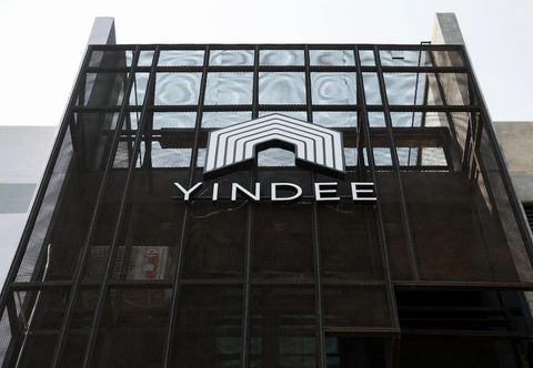 Exterior Yindee Travellers Lodge
