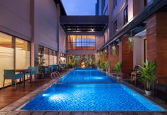 Swimming Pool 6 Swiss-Belinn Timika