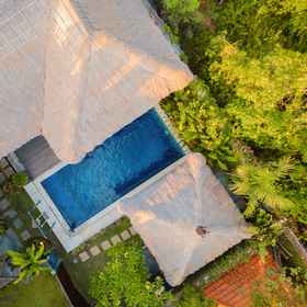 Swimming Pool 1 Kecapi Villa Seminyak by Ini Vie Hospitality, Soori Dog Grooming Hotels