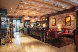 Alagon D'antique Hotel & Spa, USD 115.15