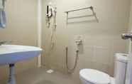 In-room Bathroom 6 Elite Hotel Muar