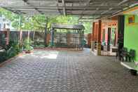 Common Space Bu Sur Homestay