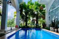 Swimming Pool Rose Homestay