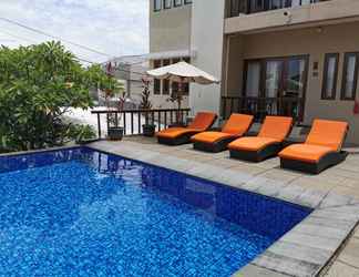สระว่ายน้ำ 2 Bukit Jaya Residence & Apartment Semarang