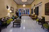 Lobby Banana Homestay Prawirodirjan