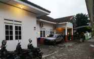 Luar Bangunan 5 Banana Homestay Prawirodirjan