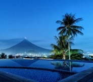 Swimming Pool 7 The Oriental Legazpi