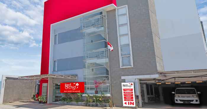 Exterior Red Orchid Simpang Lima by Sajiwa