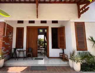 Luar Bangunan 2 Omah Bumi Guest House 