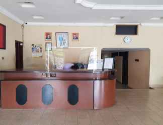 Lobi 2 Capital O 93393 Hermina Hotel