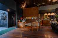 Lobi Black Penny Villas Ubud