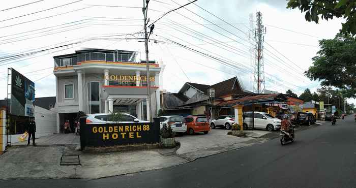 Bangunan Golden Rich 88 Hotel