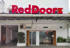 その他 5 RedDoorz near Prambanan Temple