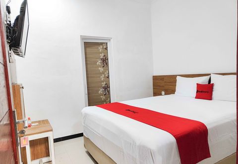 寝室 RedDoorz near Prambanan Temple