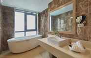 In-room Bathroom 6 Genuss Tam Dao - Hideaway Retreats