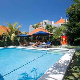 Swimming Pool 1 Graha Madesimon, SMK Negeri 1 Sukawati Hotels