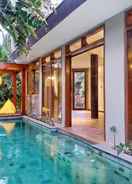 SWIMMING_POOL Villa Klub Bunga 4 Bedroom near Jatim Park