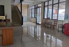 Common Space 5 RedDoorz @ Cbreez Bitung