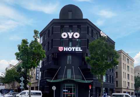 Bangunan Super OYO GS Hotels Near Strand Mall