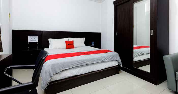 Kamar Tidur RedDoorz Premium @ Ampera Raya 2