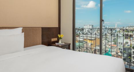 外観 2 Palazzo Da Nang Beach Hotel