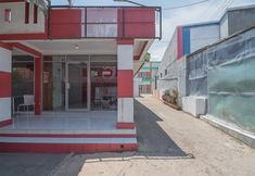 Exterior 7 RedDoorz Plus near Alun Alun Kuningan