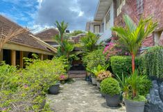Exterior 4 Hotel Maerakaca Tugu Yogyakarta Mitra RedDoorz