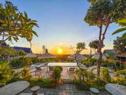 Sunset Hill Penida Resort, Rp 335.000