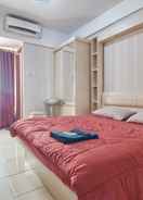 BEDROOM Apartment Green Lake View Ciputat by Celebrity Room
