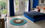 Bedroom 7 Blue Ocean Hotel