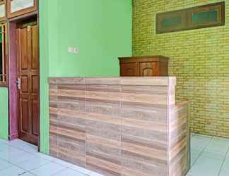 Lobi 2 OYO 92062 Pondok Aurel Wahidin