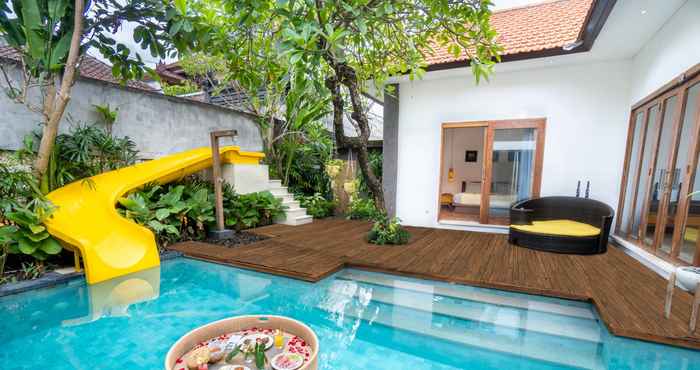 Kolam Renang La Mira Villa Seminyak by Ini Vie Hospitality