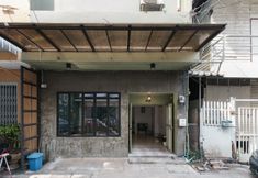 ภายนอกอาคาร 4 Room99@Khaosan