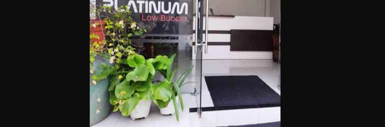 Lobi Hotel Platinum Budget