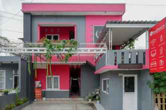 Exterior 4 RedDoorz near Terminal Mendolo Wonosobo