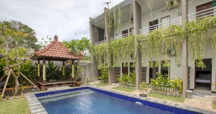 Swimming Pool RedDoorz near Exit Toll Nusa Dua